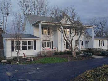 Speedway Legacy Bed & Breakfast 2*